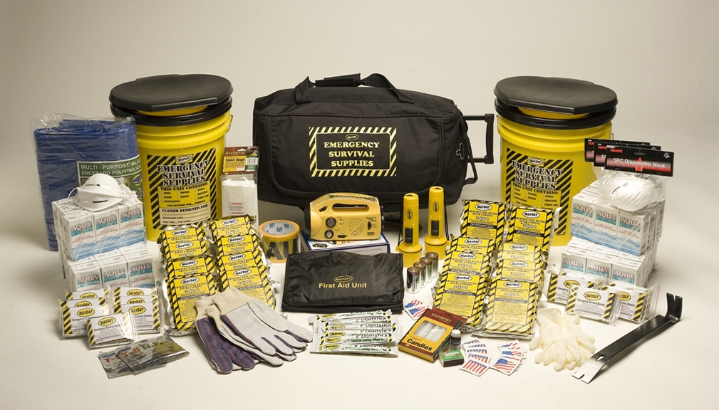 Deluxe Office Emergency Kit -20 Person